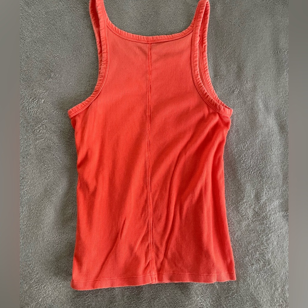GAP Rib Tank size medium - Picture 4 of 4